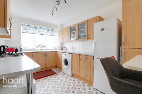 2 bedroom flat for sale - Holland Road, Clacton-On-Sea