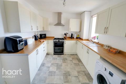 3 bedroom maisonette for sale - Ashingdon Road, Rochford