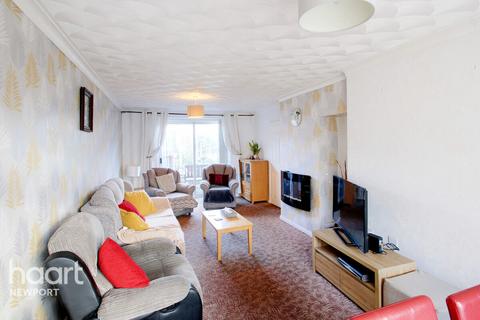 3 bedroom end of terrace house for sale - Livale Road, Newport