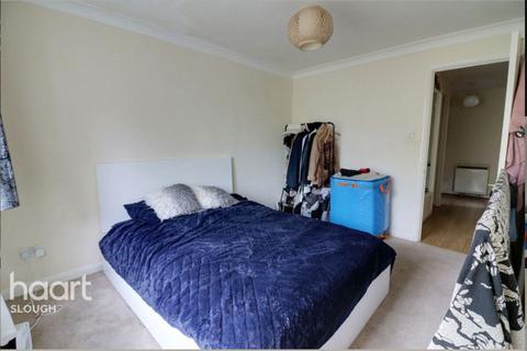 2 bedroom apartment for sale, Missenden Gardens, Slough