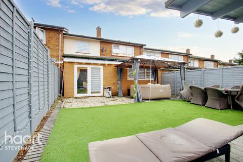 32 Sleaps Hyde, Stevenage, SG2 8JP