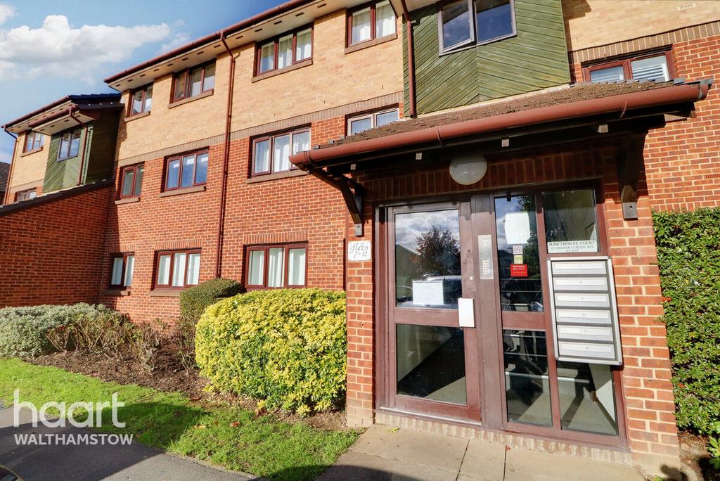 Higham Station Avenue, Highams Park 2 bed apartment £325,000