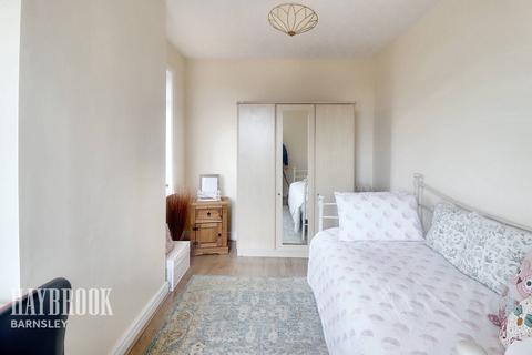 2 Cross Hill, Brierley, Barnsley, S72 9LE