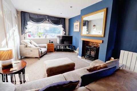 1, Selwood Flats Doncaster Road, Rotherham, S65 2BW
