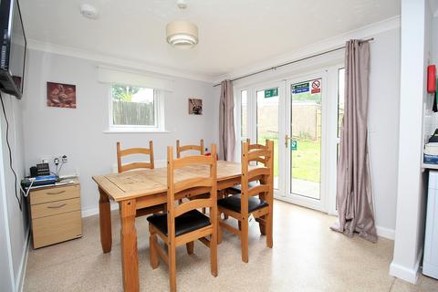 1 bedroom apartment to rent - Hillside Close, Alton, Hampshire, GU34