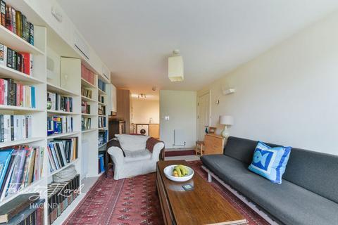 1 bedroom flat for sale, Heron Court, Big Hill, Clapton, E5