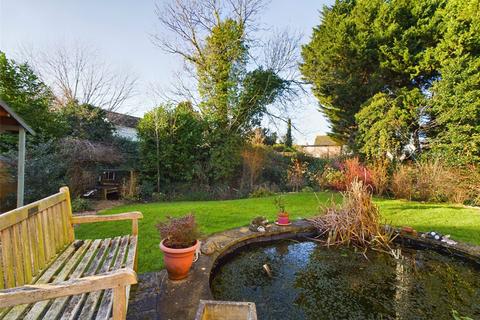 17 Bathleaze, Kings Stanley, Stonehouse, GL10 3JN