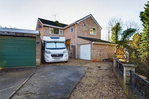 17 Bathleaze, Kings Stanley, Stonehouse, GL10 3JN