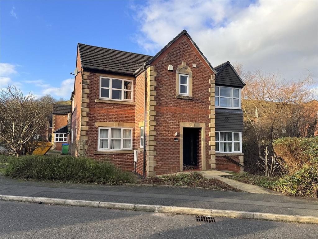 Littleborough, Rochdale OL15 5 bed detached house to rent £1,500 pcm