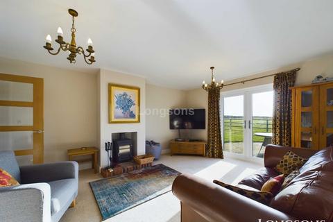 4 bedroom chalet for sale, The Street, Gooderstone