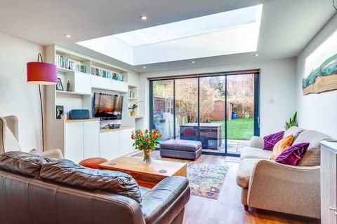 4 bedroom terraced house for sale, Hemdean Road, Caversham, Reading