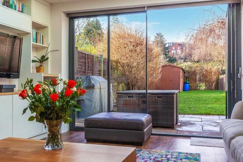 174 Hemdean Road, Caversham, Reading, RG4 7RA
