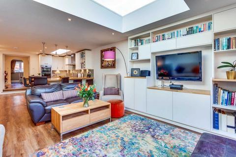 174 Hemdean Road, Caversham, Reading, RG4 7RA