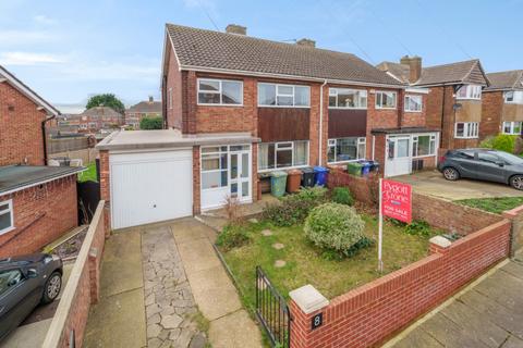 8 Braemar Road, Cleethorpes, DN35 9AU