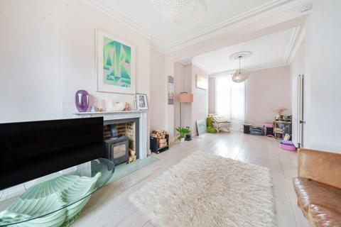 3 bedroom house to rent - Gellatly Road London SE14