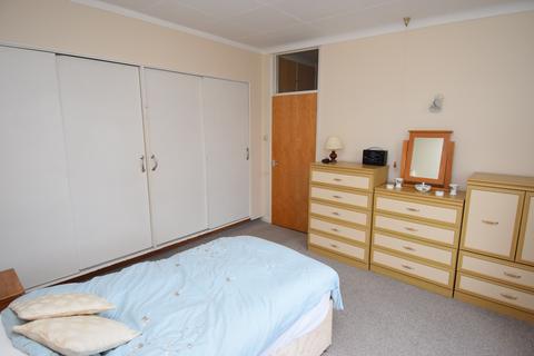 7 Gauntlet Road, Amesbury, Salisbury, SP4 7AQ