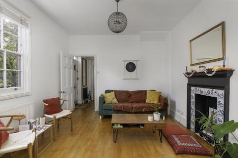 2 bedroom detached house to rent, Barnsbury Park, Islington, London, N1