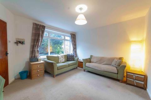 23 Dovecote Lane, Lees, Oldham, OL4 4SN