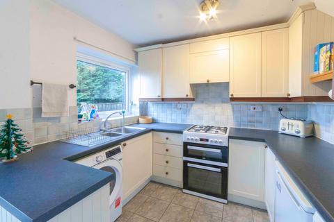 23 Dovecote Lane, Lees, Oldham, OL4 4SN