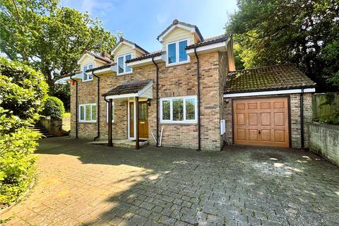 3 bedroom detached house for sale, The Mall, Totland Bay, Isle of Wight