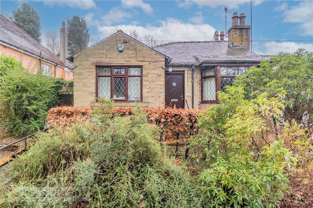 Somerset Road, Huddersfield, West Yorkshire, HD5 2 bed bungalow for