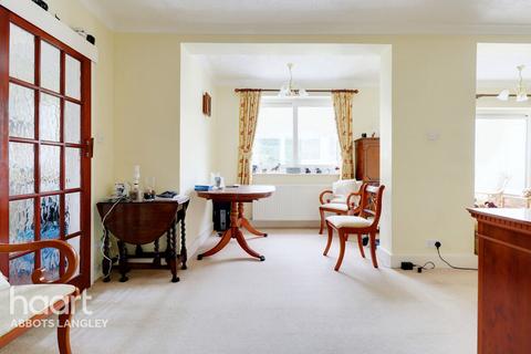 42 Hamilton Road, Hunton Bridge, Kings Langley, WD4 8PZ