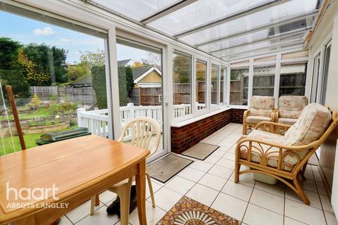42 Hamilton Road, Hunton Bridge, Kings Langley, WD4 8PZ