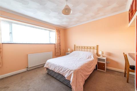6 Lapis Close, Gravesend, DA12 4UF