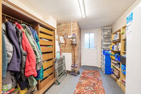7 Burney Bit, Pamber Heath, Tadley, RG26 3TJ