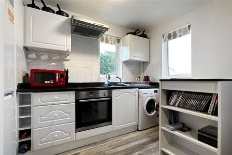 16 Lanyards, Littlehampton, BN17 6SG
