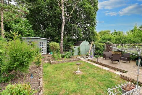 2 bedroom bungalow for sale, Clifton Close, Wrecclesham, Farnham, Surrey, GU10
