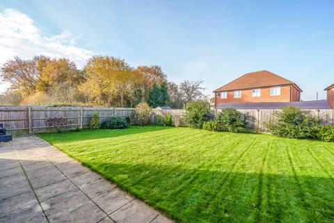 22 River Walk, Fetcham, Leatherhead, KT22 9FF