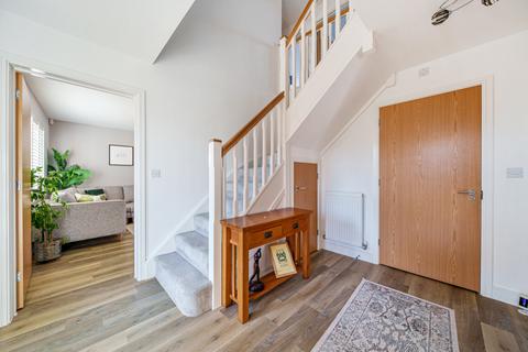 22 River Walk, Fetcham, Leatherhead, KT22 9FF