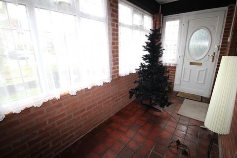 12 Brookdale Close, Upminster, RM14 2LU