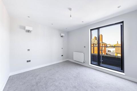 1 bedroom penthouse for sale, Shelley Road, Hove, East Sussex, BN3