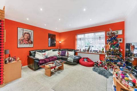 3 bedroom semi-detached house for sale, Carisbrooke Road, Mitcham, CR4