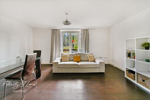 1 bedroom flat for sale, St Dunstans Mews, Stepney, E1