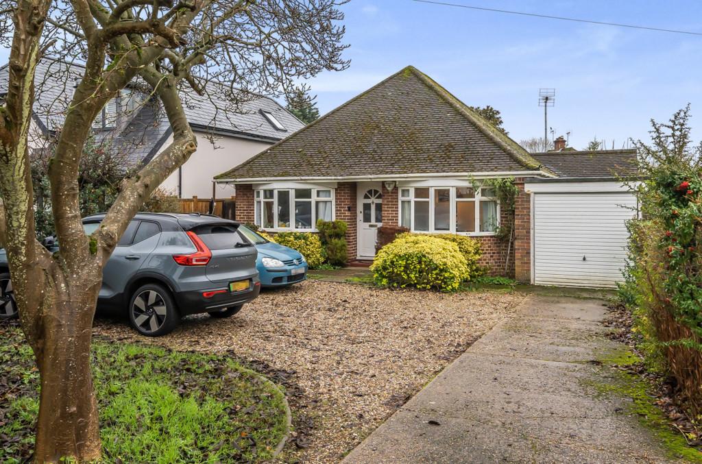 Road, Marlow 3 bed bungalow for sale £750,000