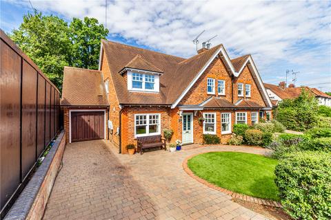 5 bedroom semi-detached house for sale, Moreton End Lane, Harpenden, Hertfordshire, AL5