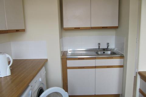 undefined, 27 Setler House