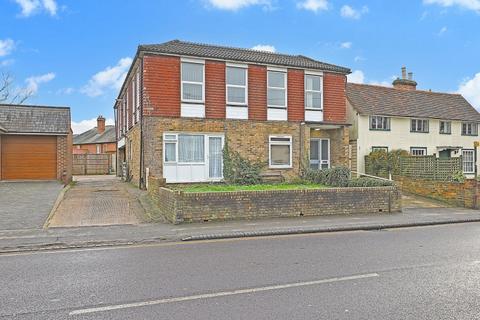 2 bedroom flat for sale, High Street, Ongar, CM5