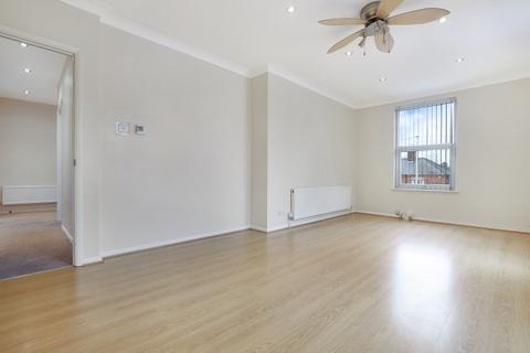 2 bedroom flat for sale, High Street, Ongar, CM5