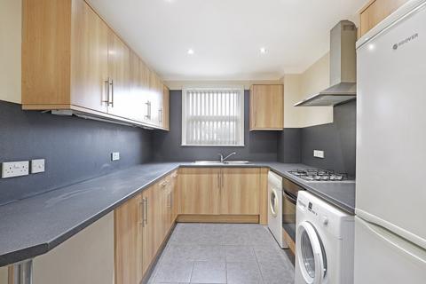 2 bedroom flat for sale, High Street, Ongar, CM5