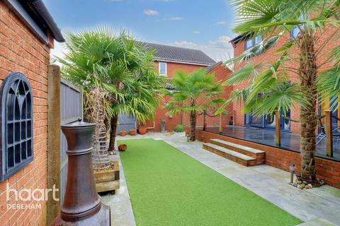 35 Andrew Goodall Close, Dereham, NR19 1SP
