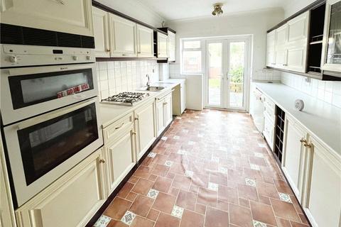 3 bedroom end of terrace house for sale, Essex Road, Southsea, Hampshire