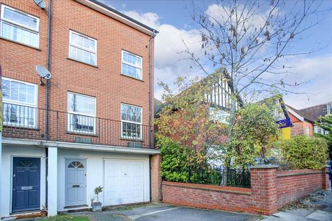 58 Acacia Road, Acton, London, W3 6HF