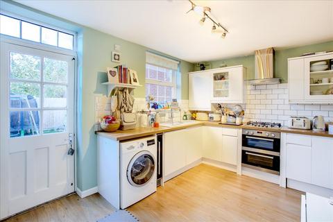 58 Acacia Road, Acton, London, W3 6HF