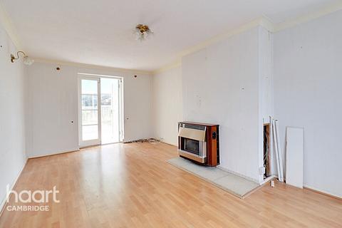 2 Martindale Way, Sawston, Cambridge, CB22 3BT