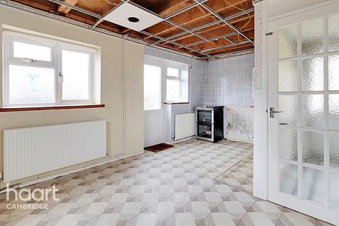 2 Martindale Way, Sawston, Cambridge, CB22 3BT