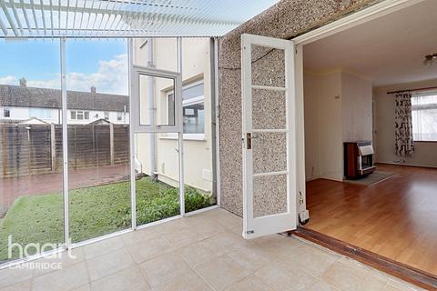 2 Martindale Way, Sawston, Cambridge, CB22 3BT